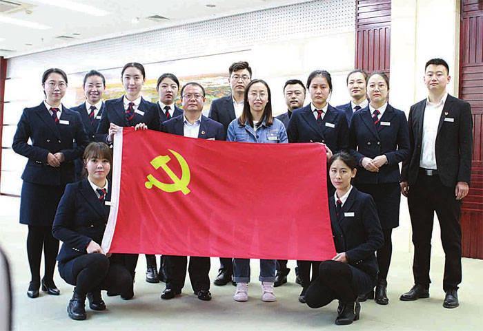 武冈法院召开干部队伍作风建设推进会